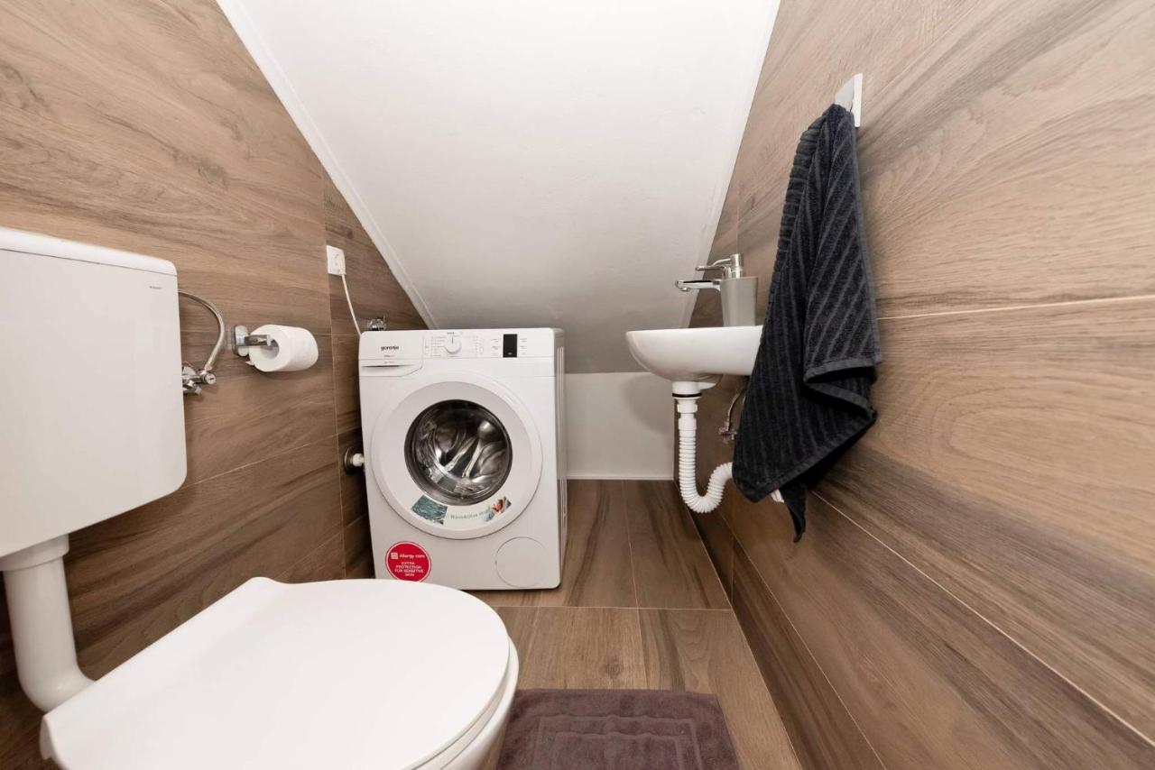 Apartment White Pearl Ražanac Eksteriør billede